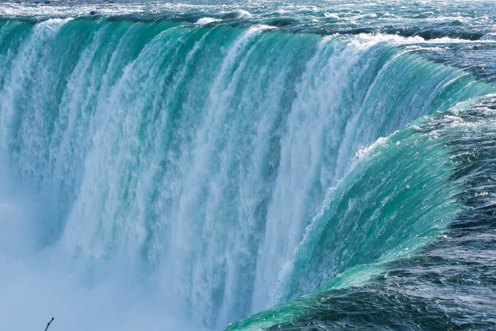 Horseshoe Falls at Niagara with mist rising from the basin