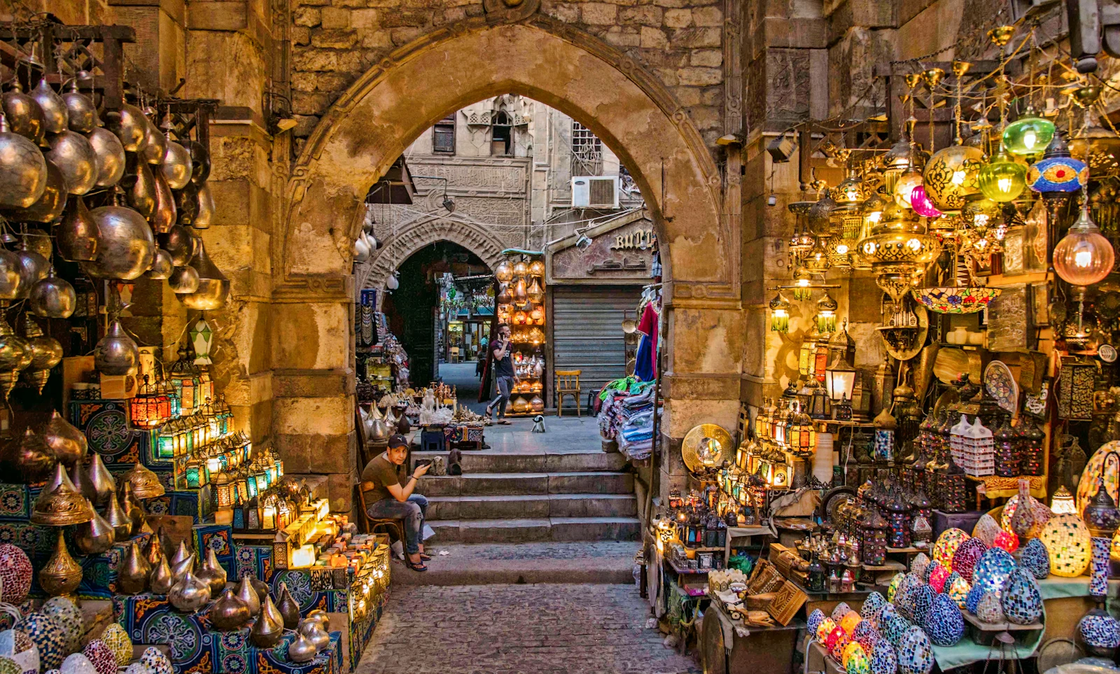 Narrow alley in Khan El-Khalili bazaar in Islamic Cairo