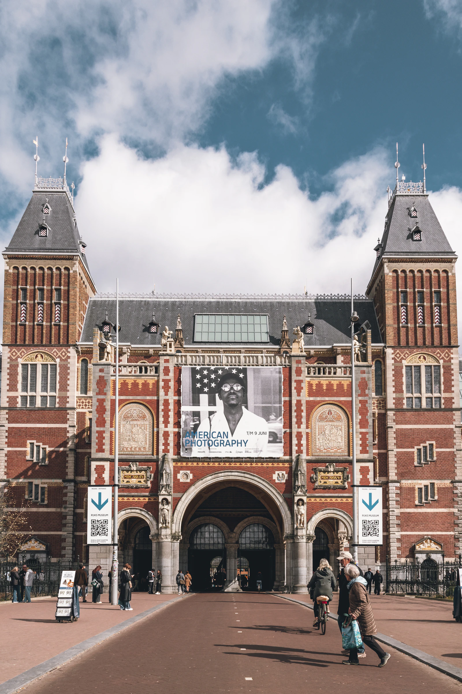 The Rijksmuseum under a blue sky in Amsterdam